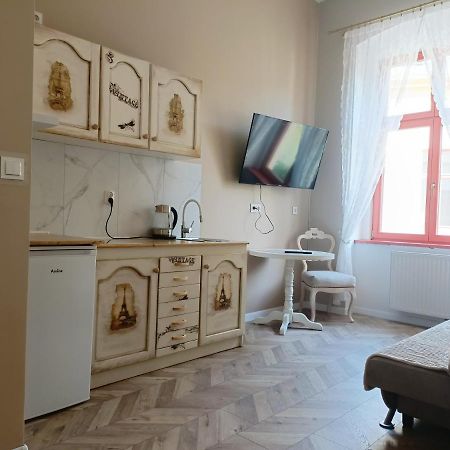 Park Rezydencja ليجنيكا المظهر الخارجي الصورة